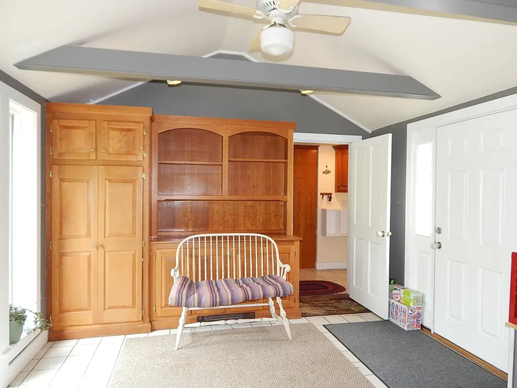 11 Nottingham Road Deerfield NH 03037