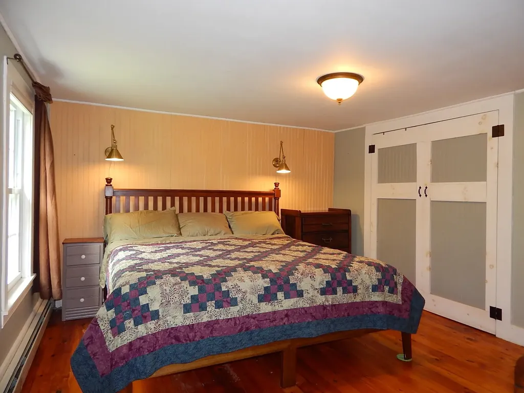 11 Nottingham Road Deerfield NH 03037