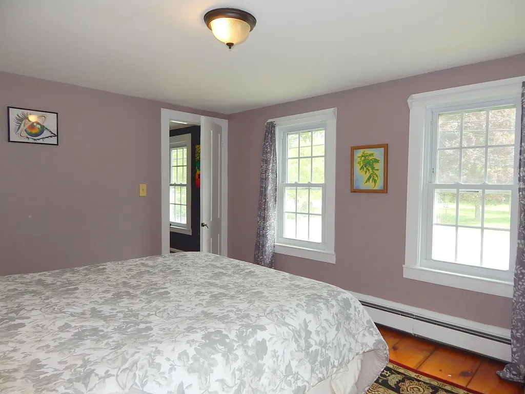11 Nottingham Road Deerfield NH 03037