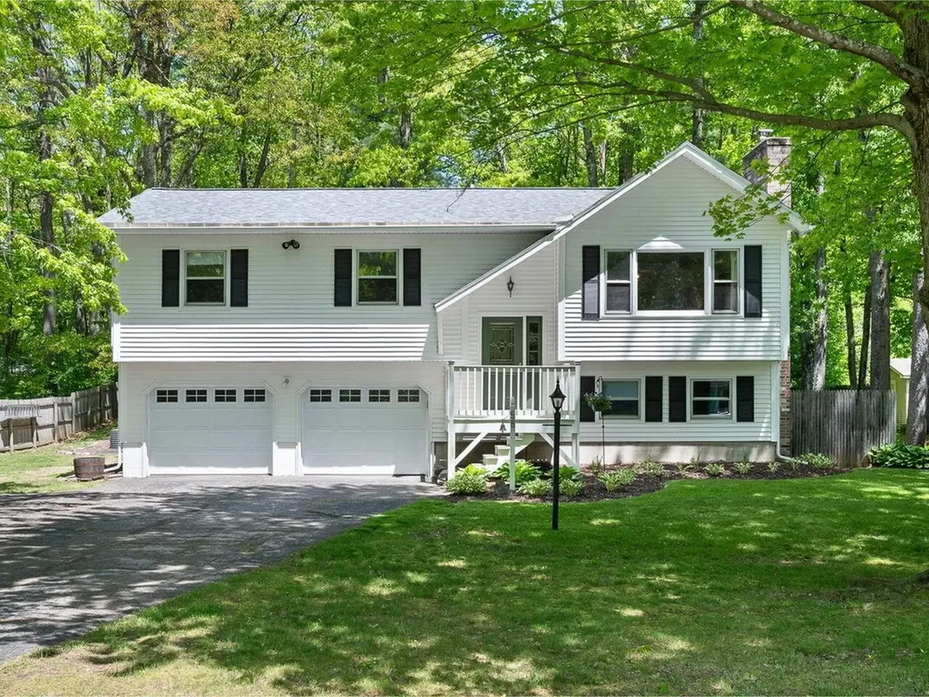 58 Greenbriar Drive Essex VT 05452