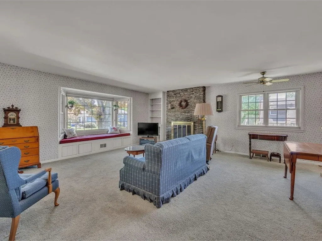 154 Birchcliff Parkway Burlington VT 05401