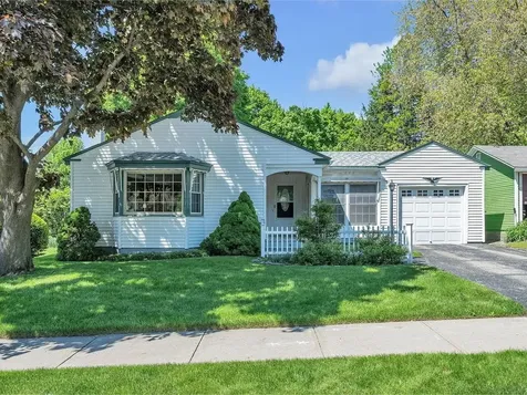 154 Birchcliff Parkway Burlington VT 05401