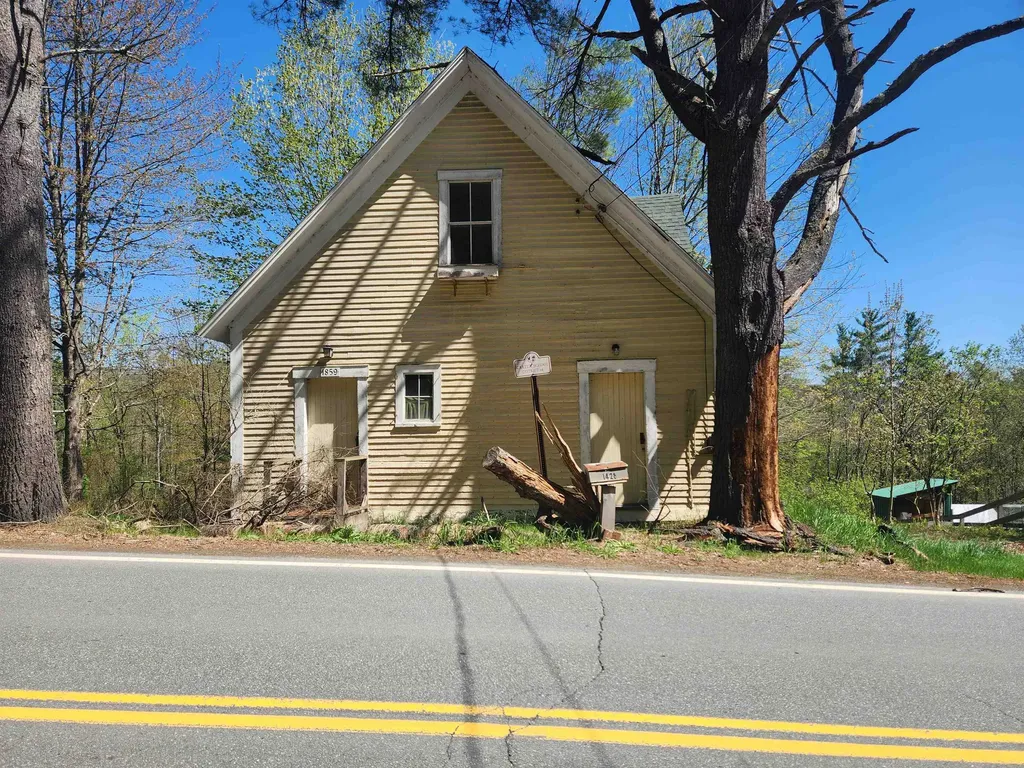 1428 Monroe Road Littleton NH 03561