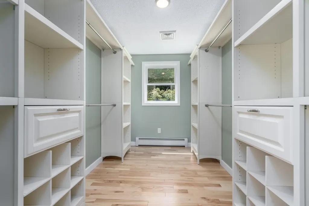 552 Parker Mountain Road Strafford NH 03884