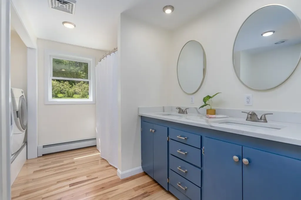 552 Parker Mountain Road Strafford NH 03884
