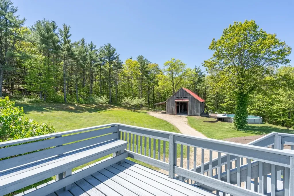 552 Parker Mountain Road Strafford NH 03884