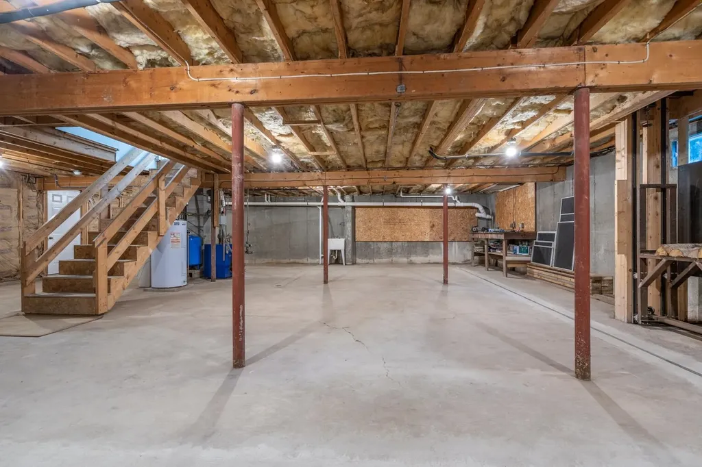 552 Parker Mountain Road Strafford NH 03884