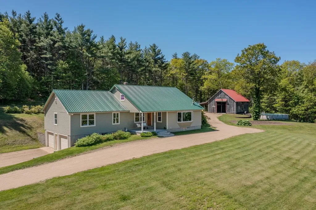 552 Parker Mountain Road Strafford NH 03884