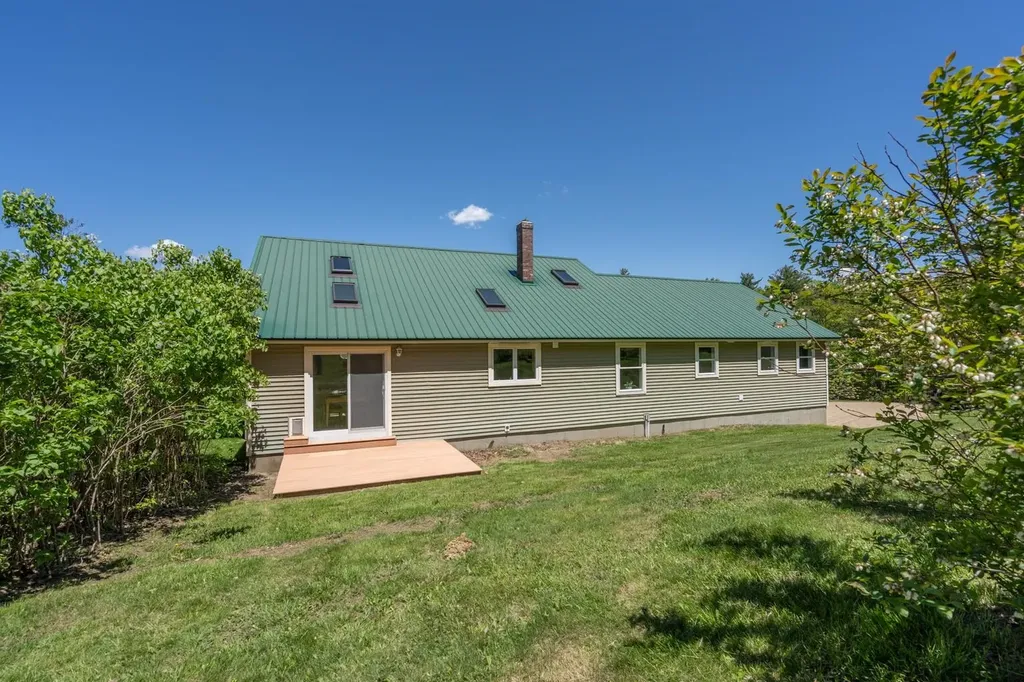 552 Parker Mountain Road Strafford NH 03884