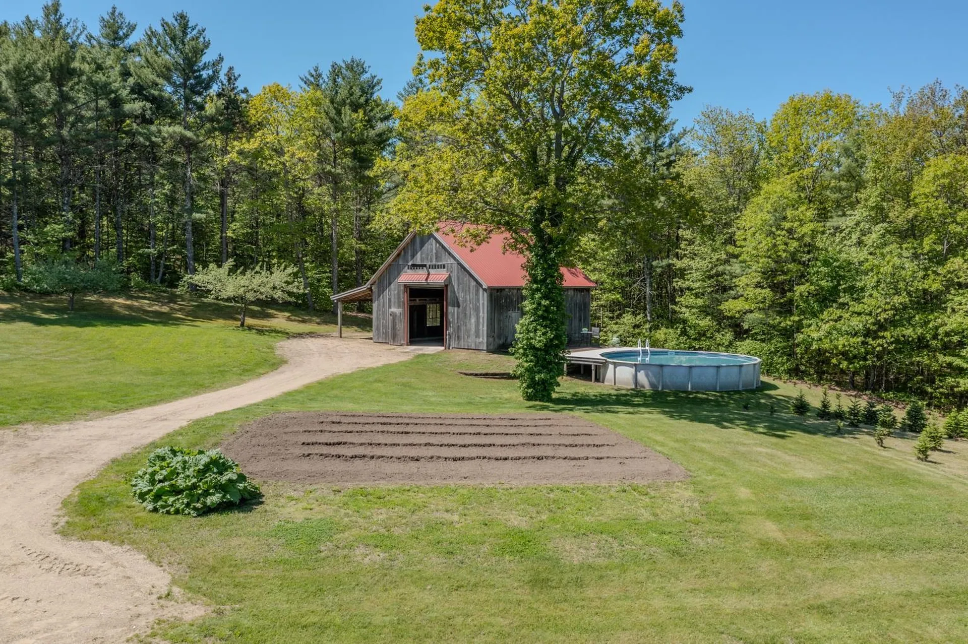 552 Parker Mountain Road Strafford NH 03884