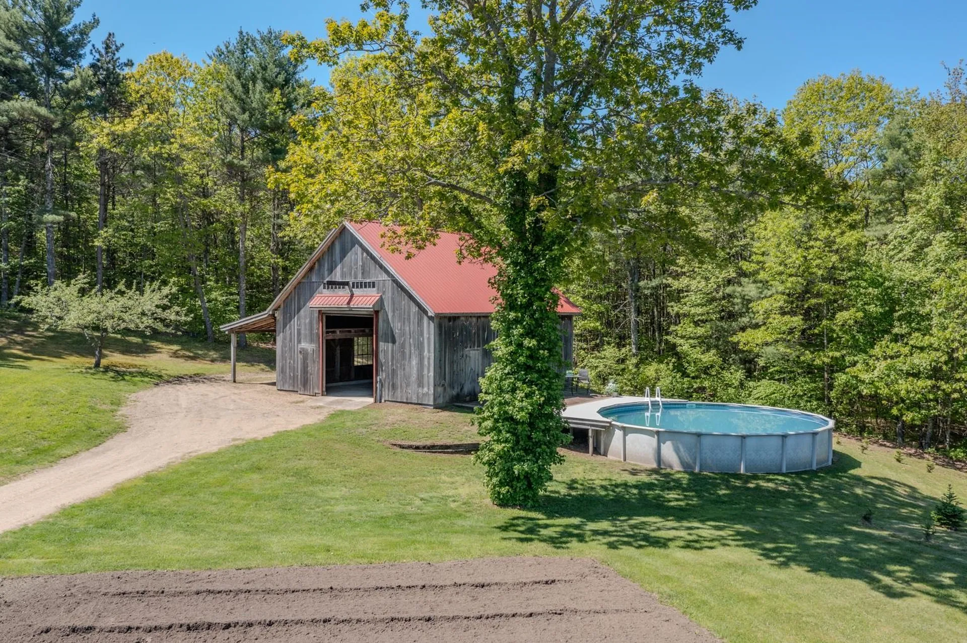 552 Parker Mountain Road Strafford NH 03884