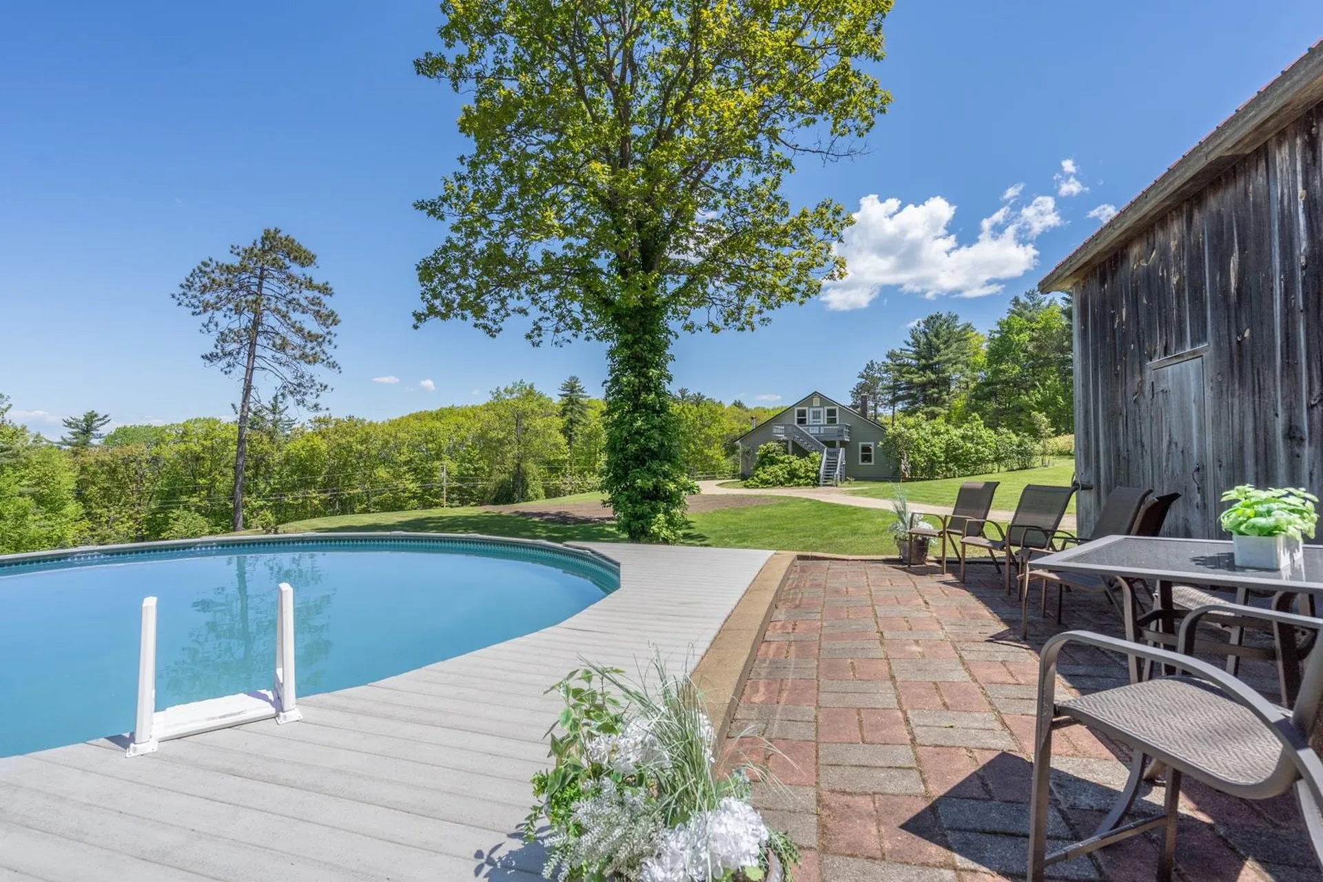 552 Parker Mountain Road Strafford NH 03884
