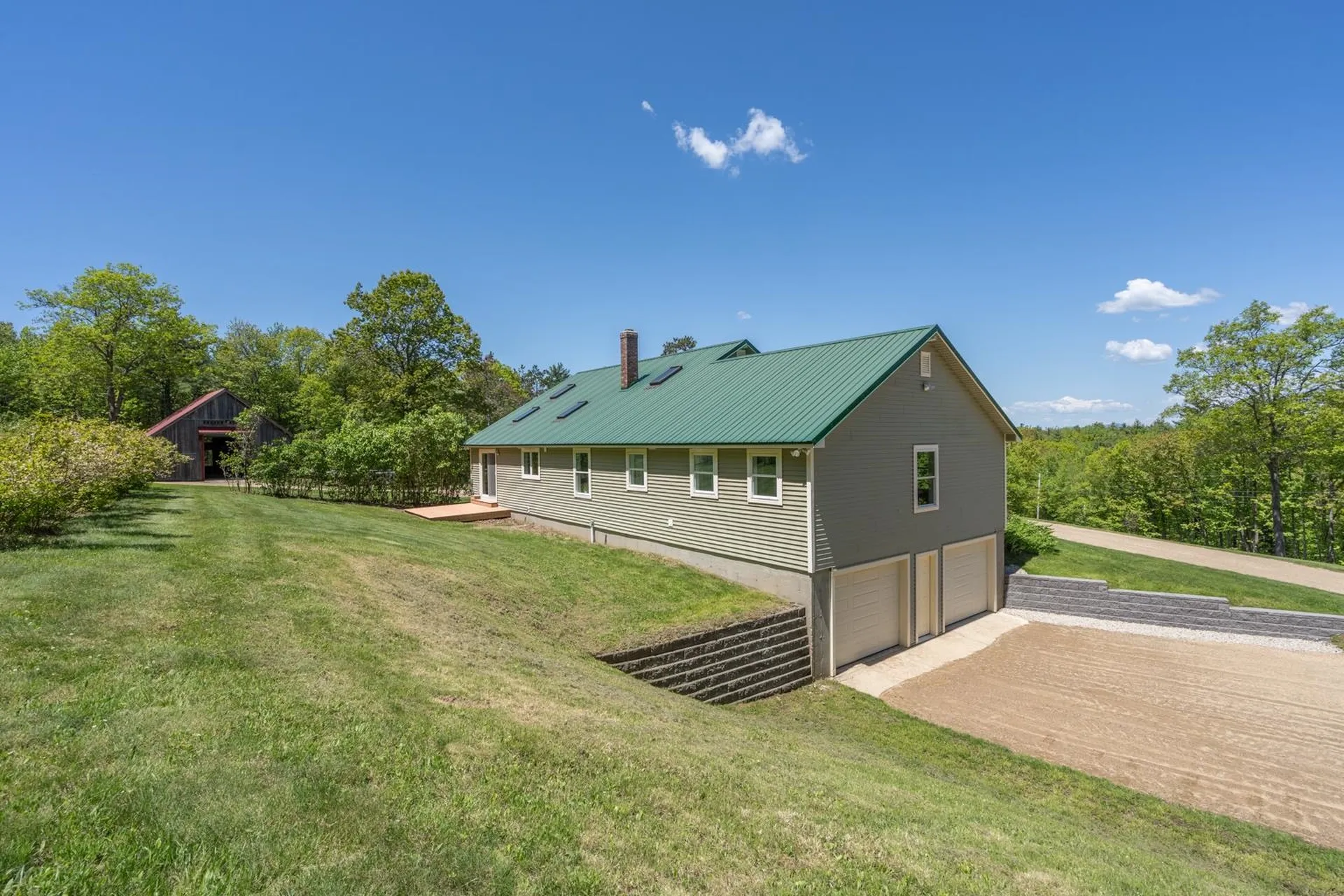 552 Parker Mountain Road Strafford NH 03884