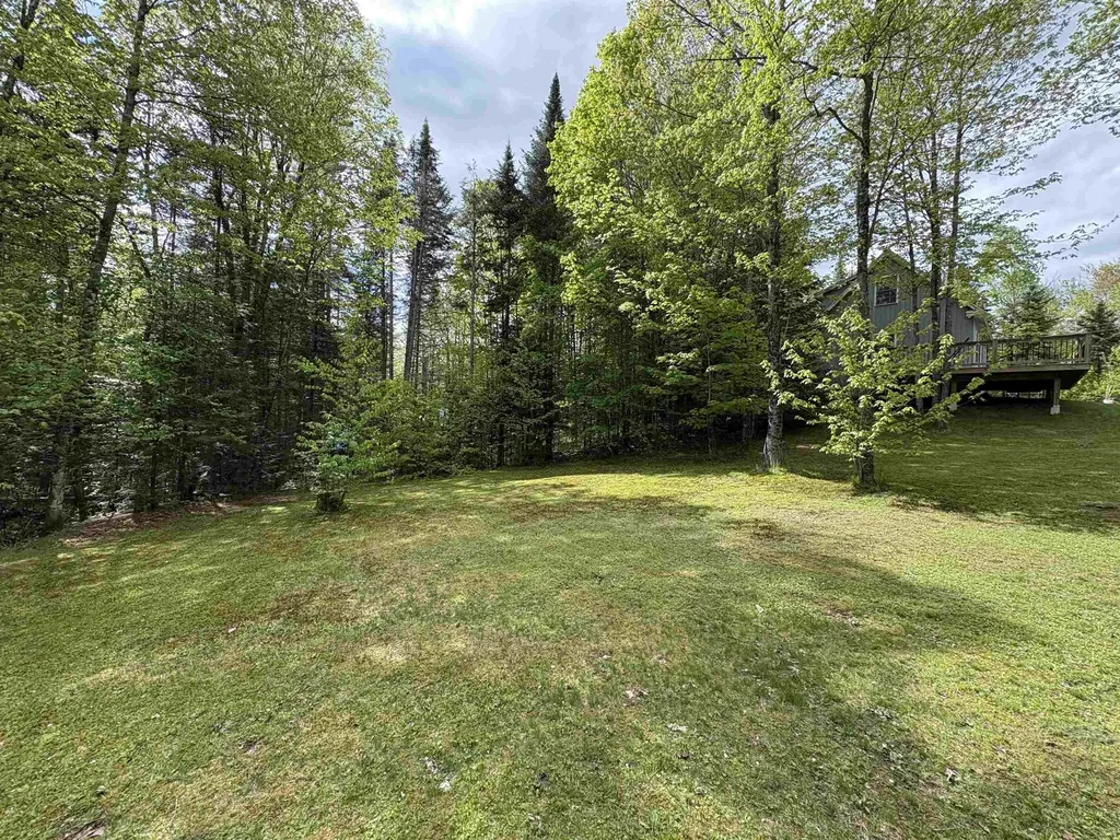 10 Youngs Road East Haven VT 05837