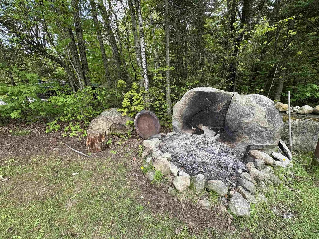 10 Youngs Road East Haven VT 05837