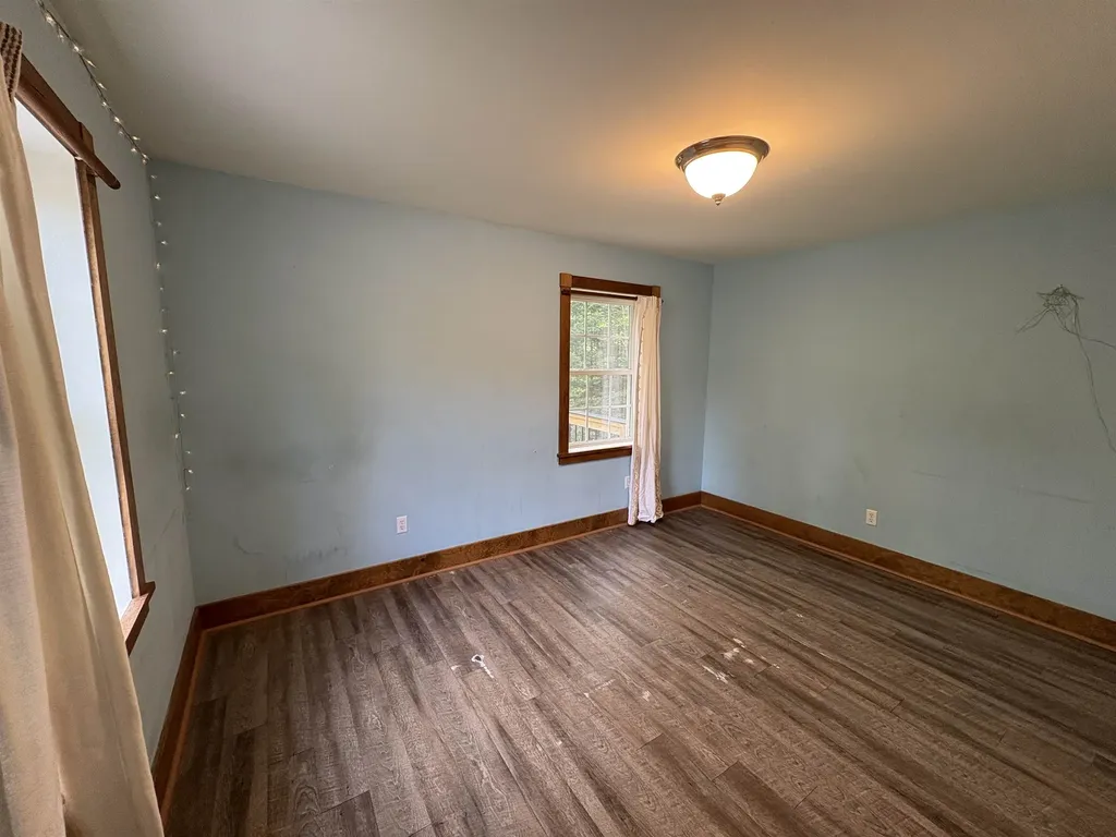 10 Youngs Road East Haven VT 05837