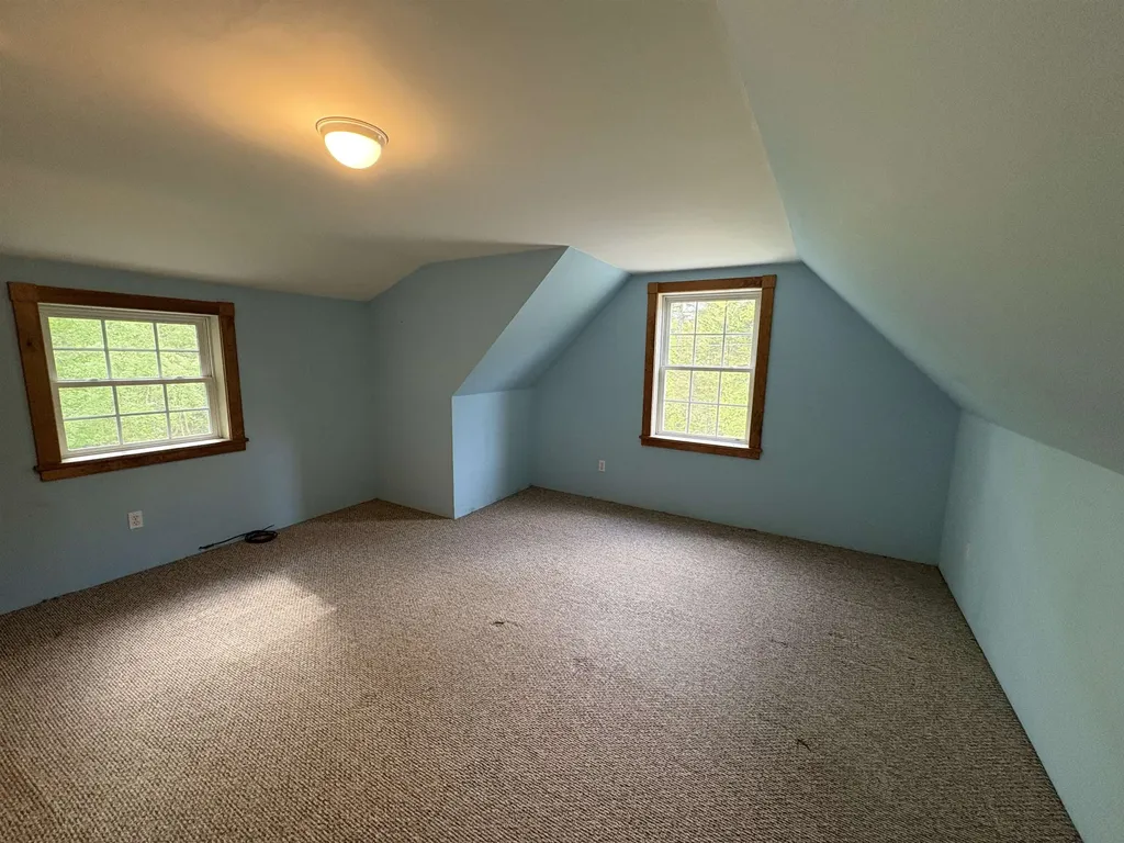 10 Youngs Road East Haven VT 05837