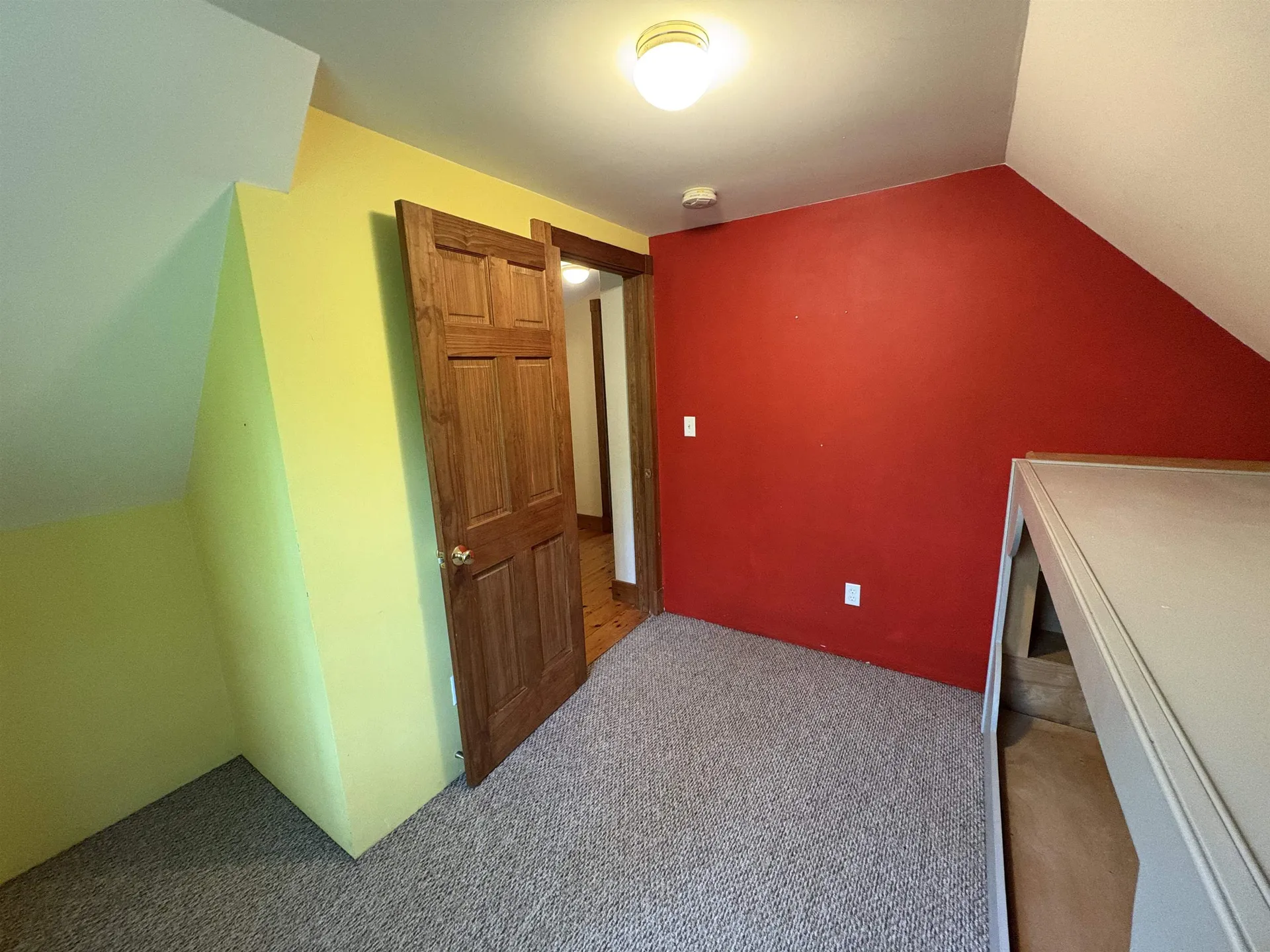 10 Youngs Road East Haven VT 05837