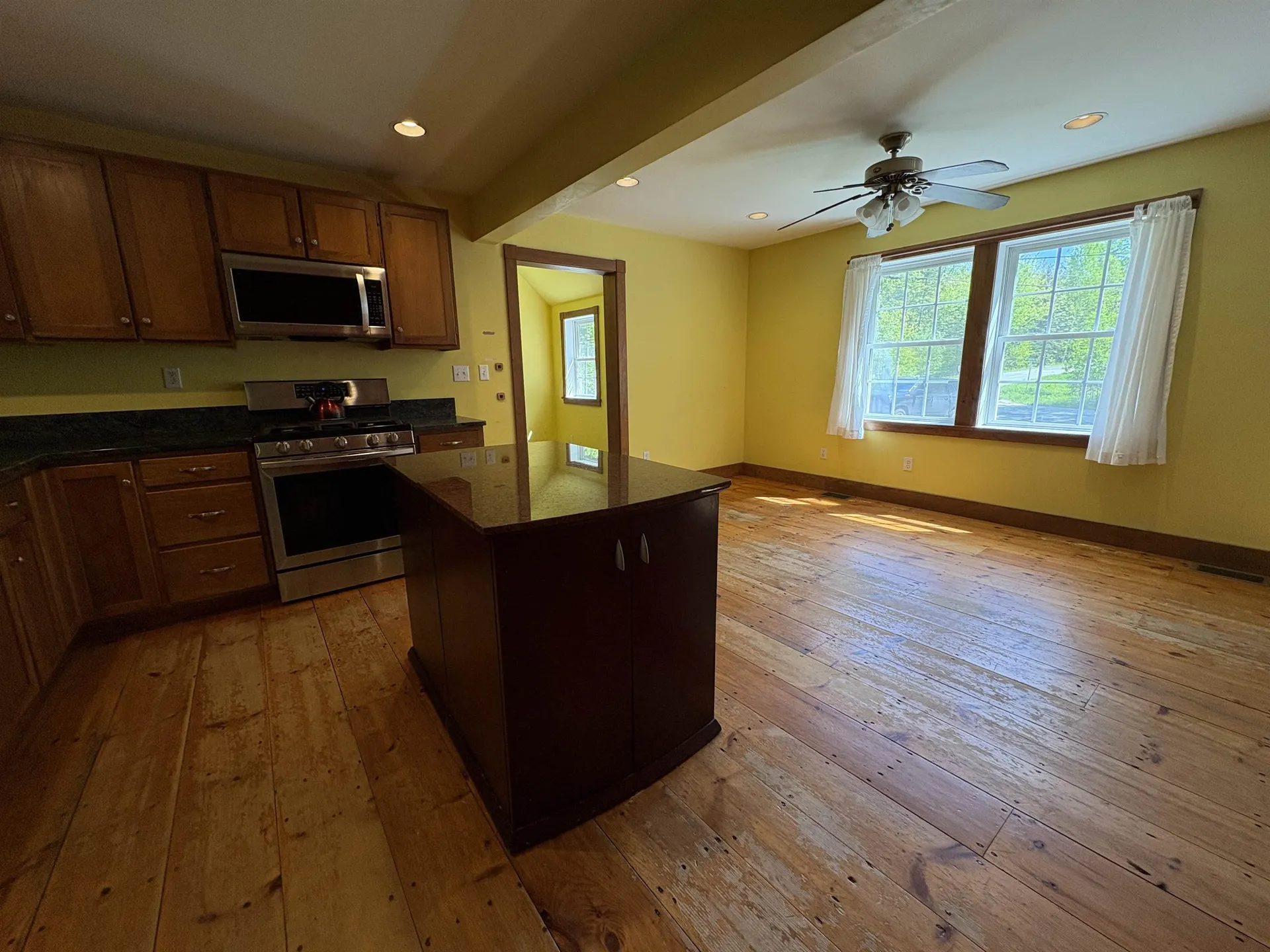 10 Youngs Road East Haven VT 05837