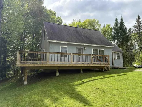 10 Youngs Road East Haven VT 05837