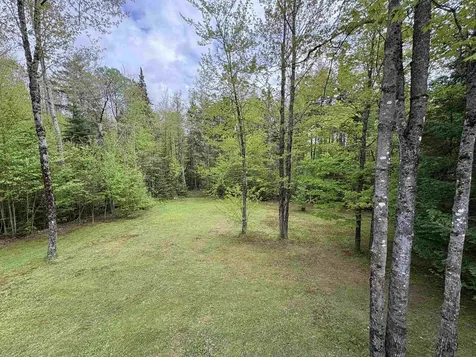 10 Youngs Road East Haven VT 05837
