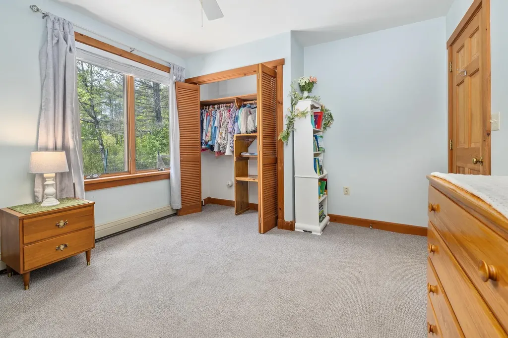 16 Hetzel Road Lebanon NH 03766