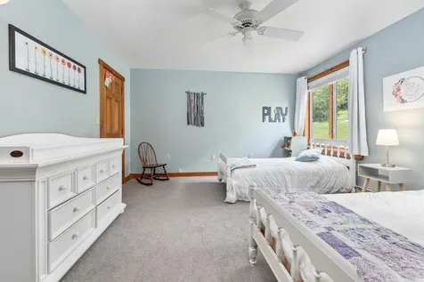 16 Hetzel Road Lebanon NH 03766