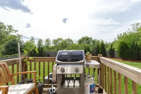 37 Highland Avenue Derry NH 03038