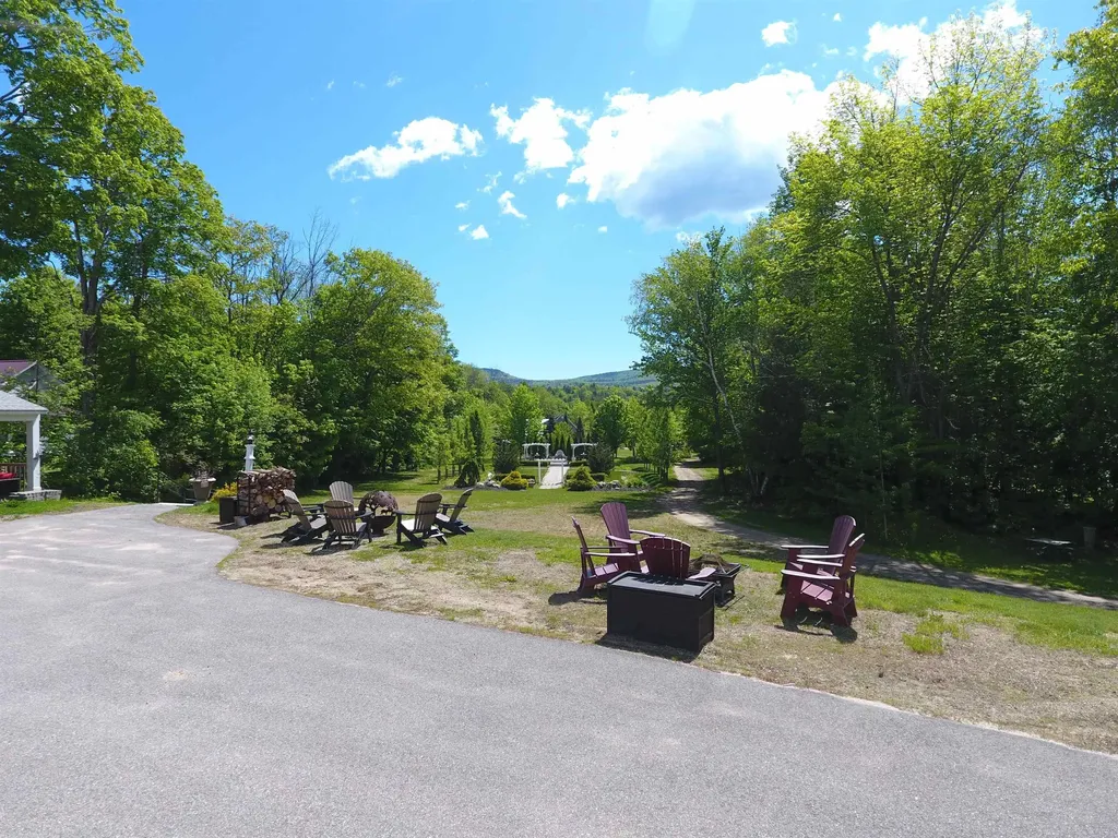 3537 White Mount Highway Conway NH 03860