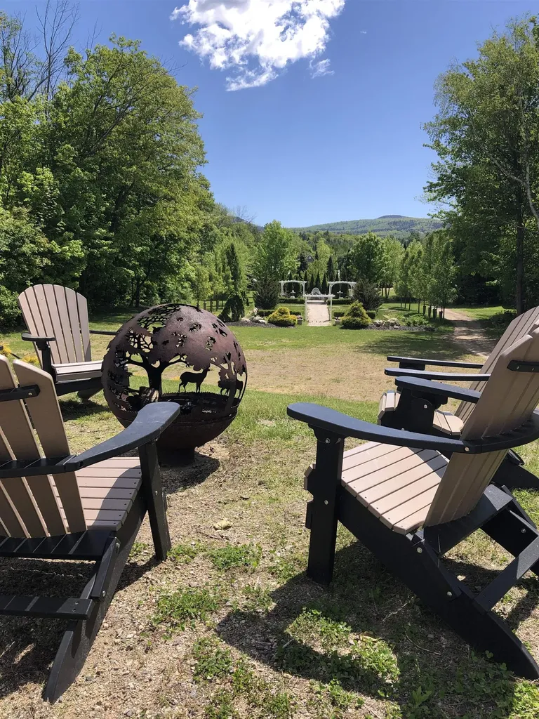 3537 White Mount Highway Conway NH 03860