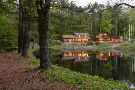 22 Sand Hill Road Newport NH 03773