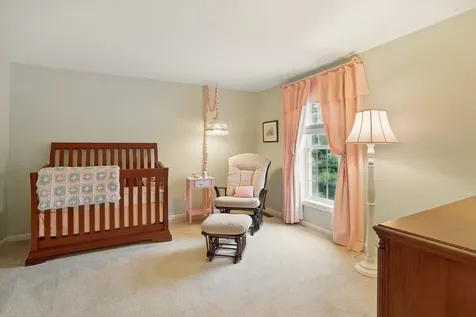 9 Swenson Road Bedford NH 03110
