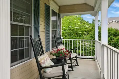 9 Swenson Road Bedford NH 03110