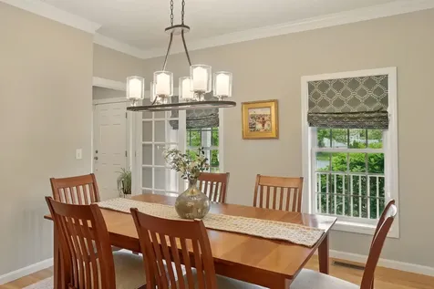 9 Swenson Road Bedford NH 03110