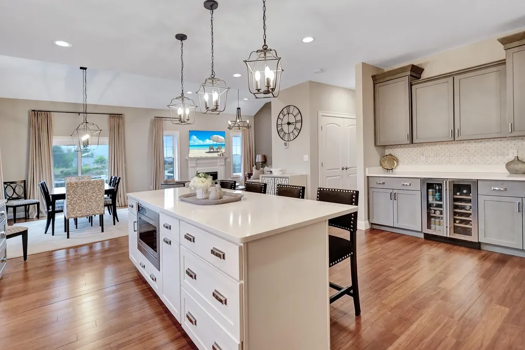 24 Del Ray Drive Windham NH 03087