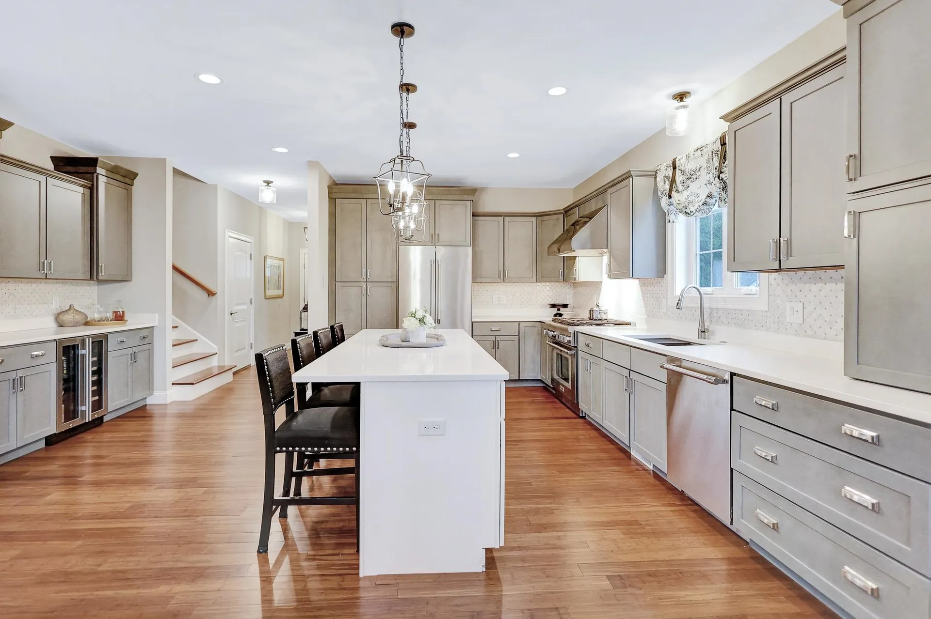 24 Del Ray Drive Windham NH 03087