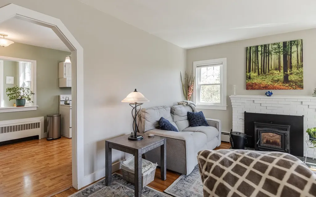 66 Lookout Hill Road Peterborough NH 03458