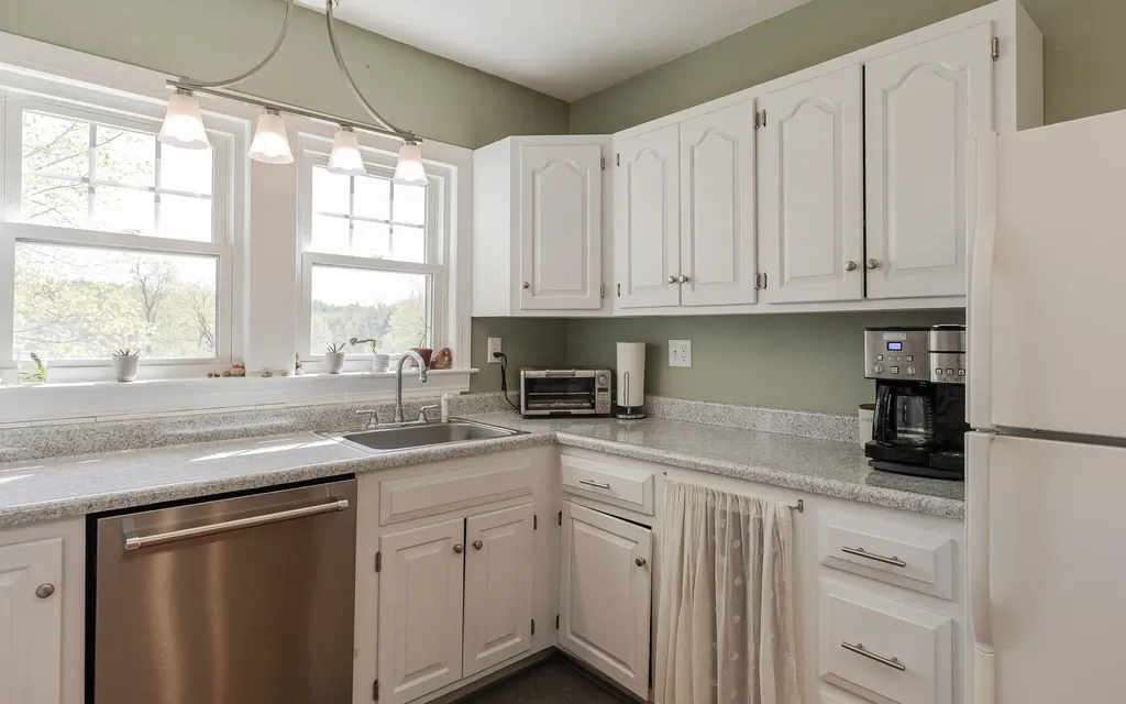 66 Lookout Hill Road Peterborough NH 03458