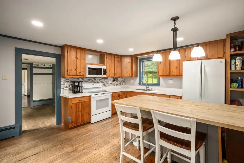 550 Buck Street Pembroke NH 03275