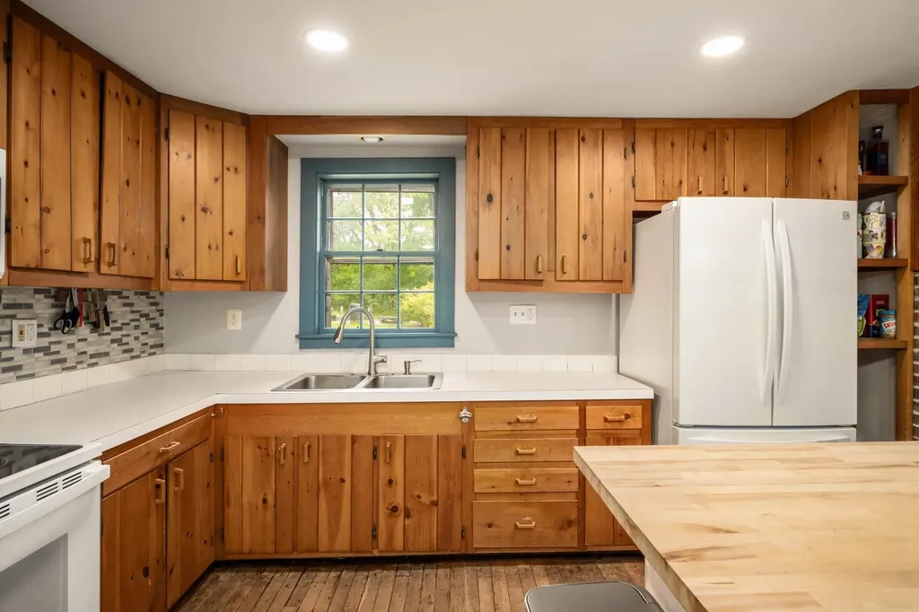 550 Buck Street Pembroke NH 03275