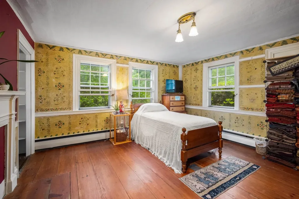 550 Buck Street Pembroke NH 03275