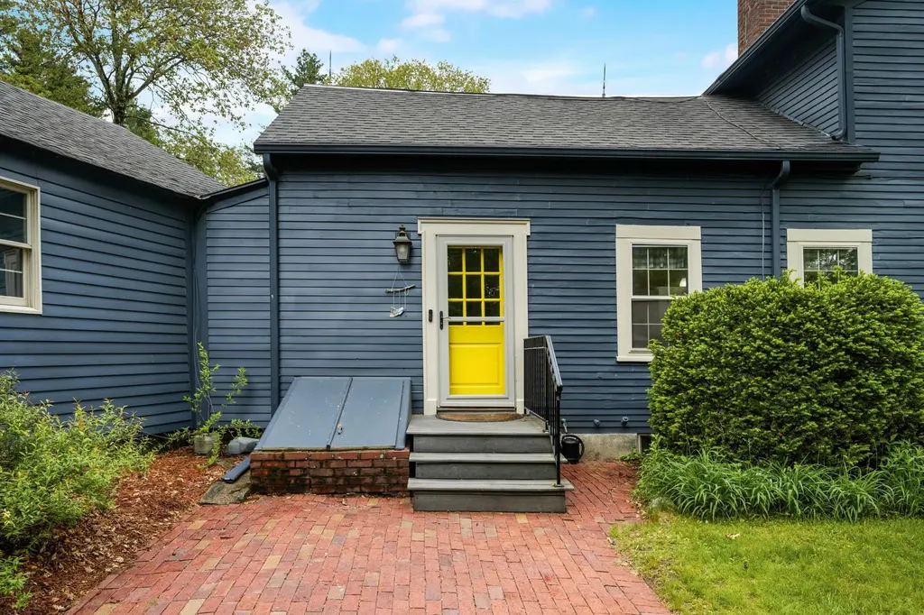 550 Buck Street Pembroke NH 03275