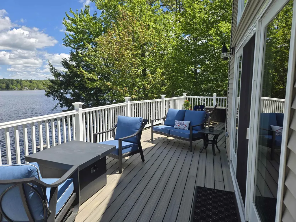 53 Baker Avenue Northwood NH 03261