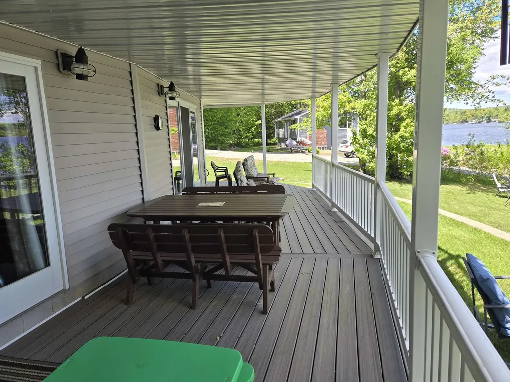 53 Baker Avenue Northwood NH 03261