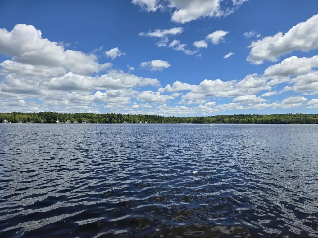 53 Baker Avenue Northwood NH 03261