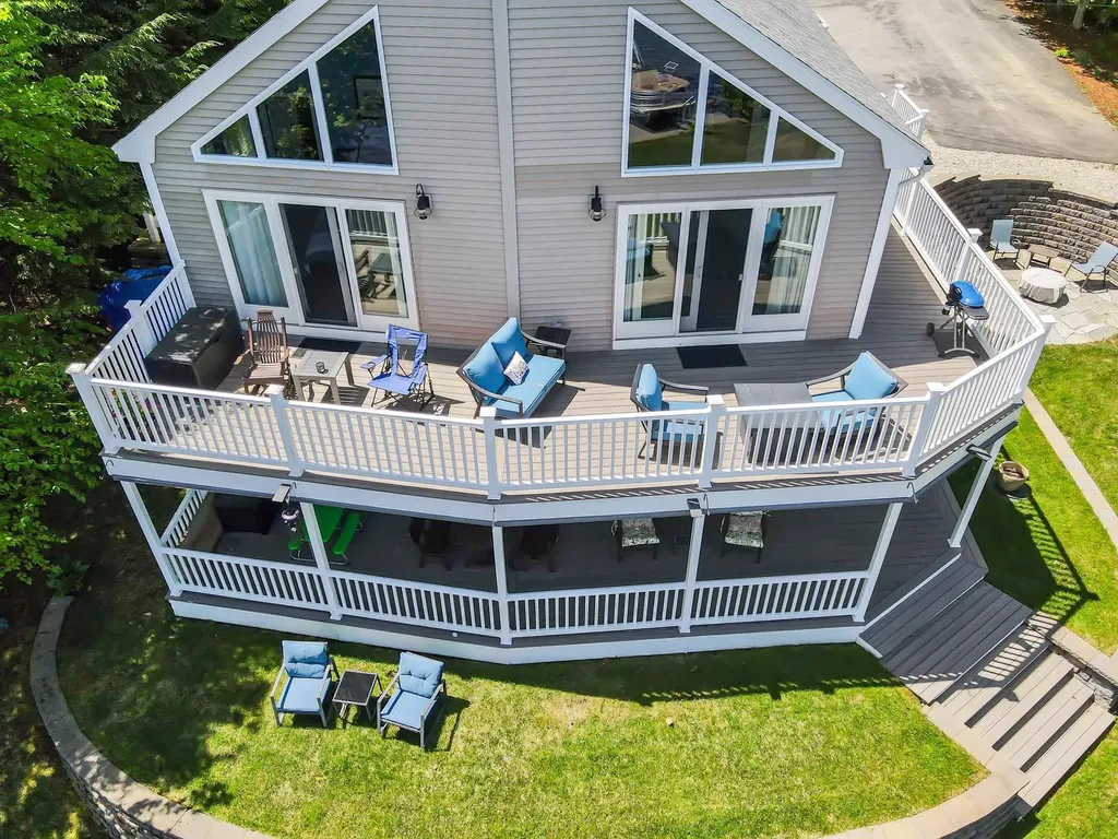 53 Baker Avenue Northwood NH 03261