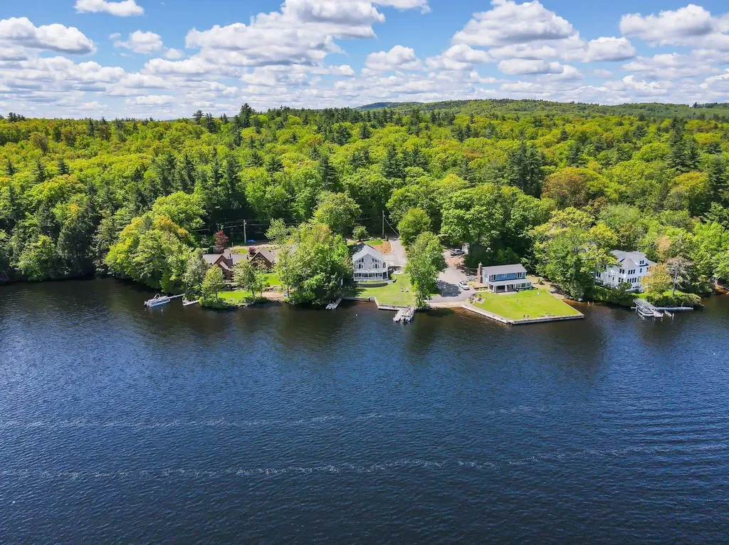 53 Baker Avenue Northwood NH 03261