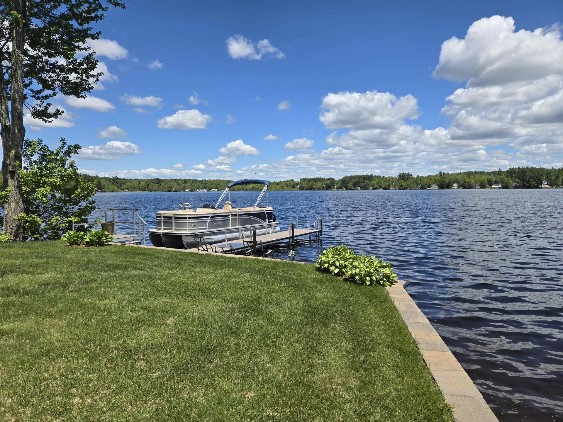 53 Baker Avenue Northwood NH 03261