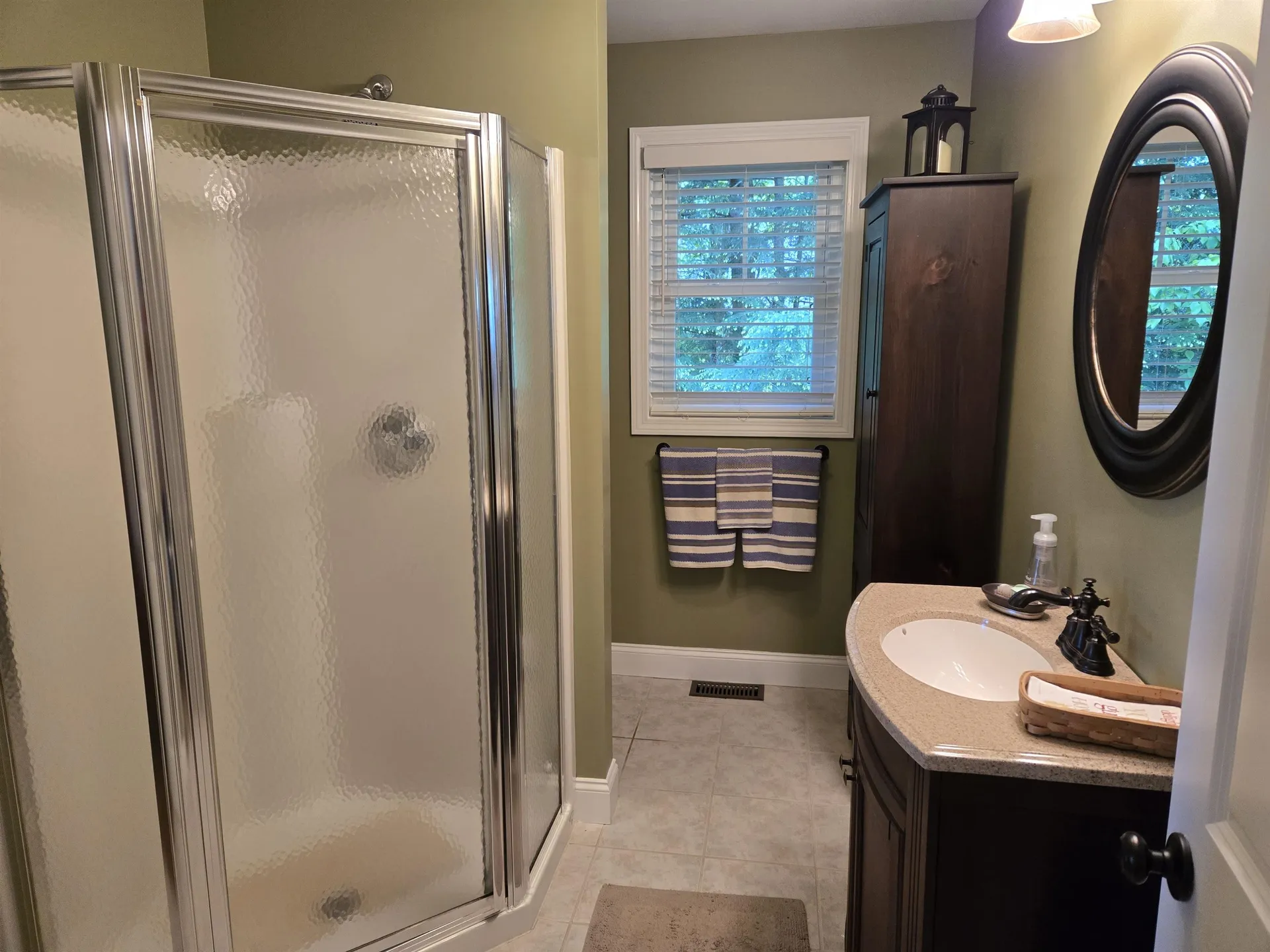 53 Baker Avenue Northwood NH 03261