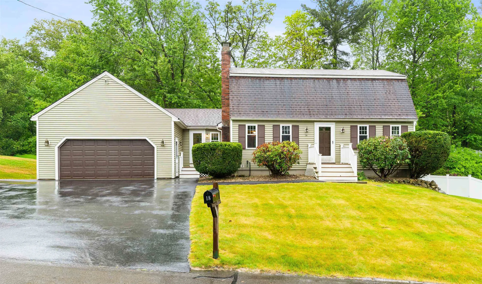 18 Shadwell Road Nashua NH 03062